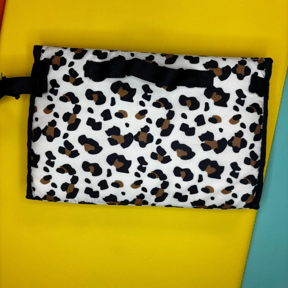 Petunia‎ Pickle Bottom Nimble Diaper Clutch Leopard Print Pouch